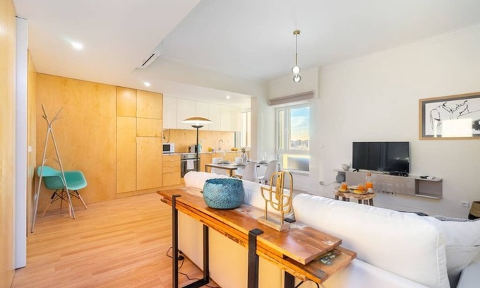 Penha de Franca Wohnung | Anjos 10 View | New | AC | Elevator | Families