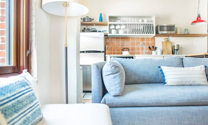 Yamacraw Village Eigentumswohnung | Annabelle 2C - Be Near Everything, No Car Needed