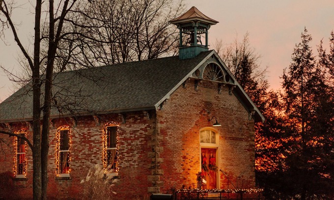 Sulphur Springs Haus | Antique Schoolhouse; circa 1895; 15 min to OSR-Shawshank,