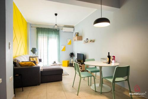 Alexandroupoli Wohnung | Antony's City-Center Project by Homebrain