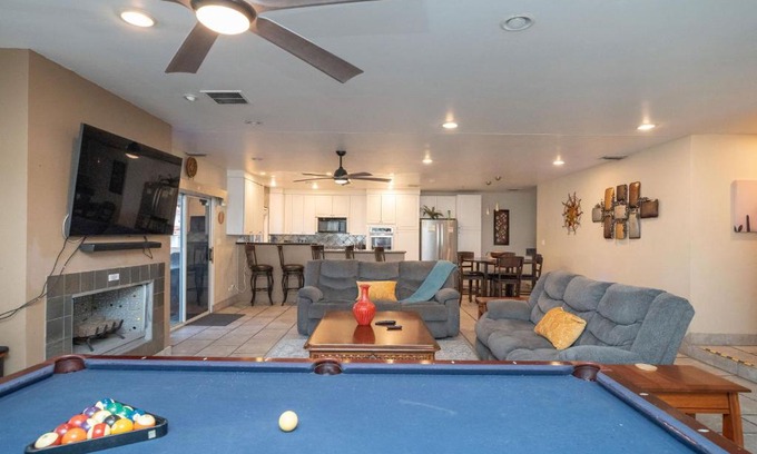 Moovalya Keys Haus | Apache Fyre, Canal Front Dock, Moovlaya Keys