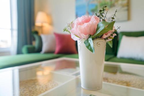 Saints Constantine and Helena Wohnung | Apartment A'MORE