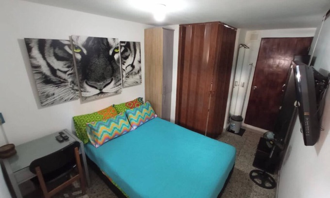 La Castellana Wohnung | Apartaestudio en Laureles la Castellana