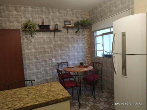 Bonfim Wohnung | Apartamento com dois quartos, sala ampla, bem equipado