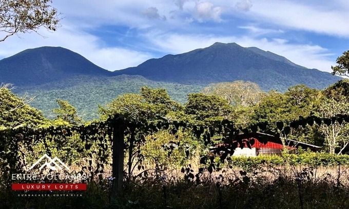 Rio Naranjo Wohnung | Apartamento con Vista al Volcán