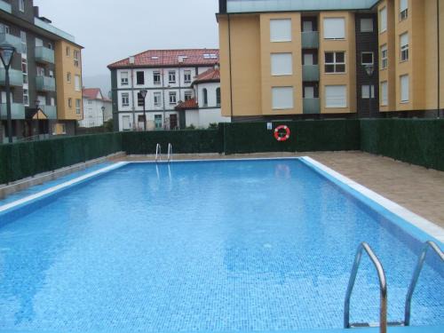 Val De San Vicente Wohnung | APARTAMENTO EN URBANIZACION con PISCINA CENTRO DE UNQUERA-VAL DE SAN VICENTE IDEAL PAREJAS