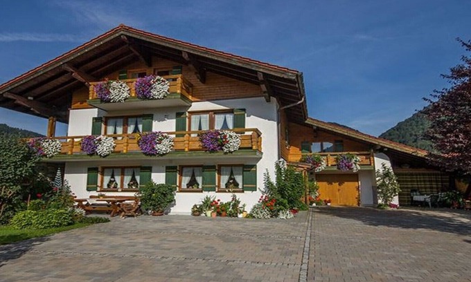 Weissbach an der Alpenstrasse Wohnung | Apparment Ferienwohnung 3