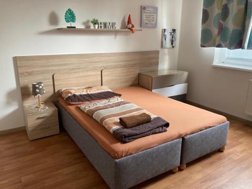 Vranov nad Toplou Wohnung | Apartmanový byt v priemyselnej zóne