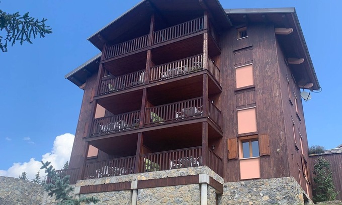 Peone Wohnung | Apartment 2 p 6 sleeps comfort in chalet in Valberg. private parking