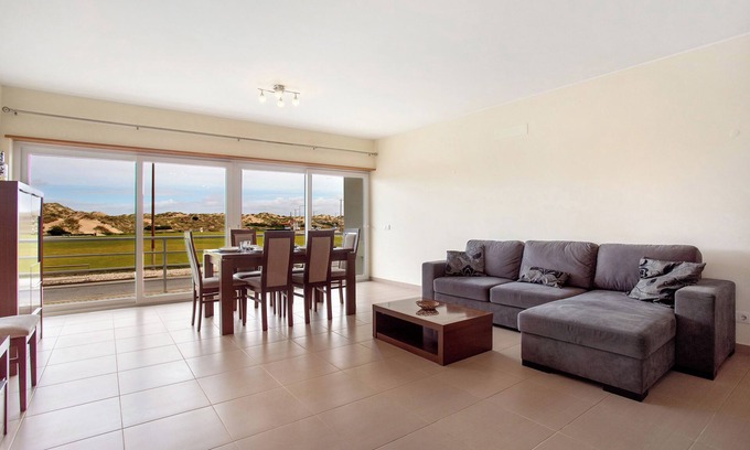 Peniche de Cima Wohnung | Ferienwohnung 'A O - Apartamento Gâmboa' mit Meerblick, Gemeinschaftsterrasse und WLAN