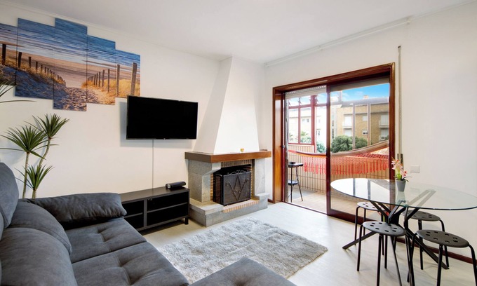 Mozelos Wohnung | Ferienwohnung "Barrinha Beach" mit Meerblick, Gemeinschaftsterrasse und WLAN