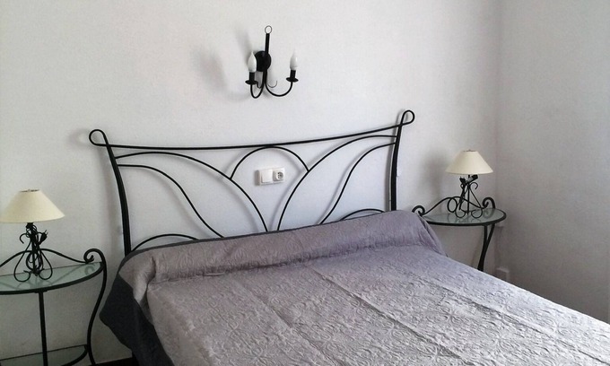 Llanca Wohnung | Apartment feet in the water. Amazing views