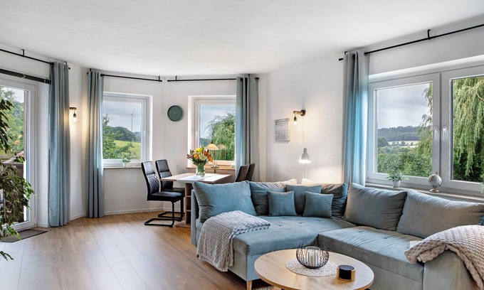 Habichtswald Wohnung | Ferienwohnung 'Glücksmomente' mit Balkon und WLAN