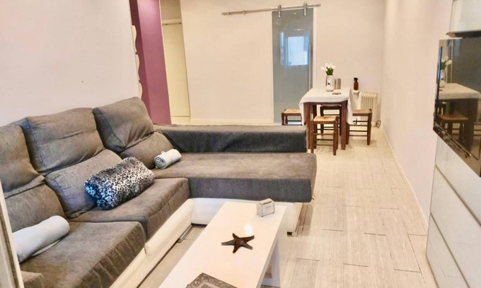 Alcala de Guadaira Wohnung | Ferienwohnung 'Happy Sevilla' mit privater Terrasse, Wi-Fi und Klimaanlage