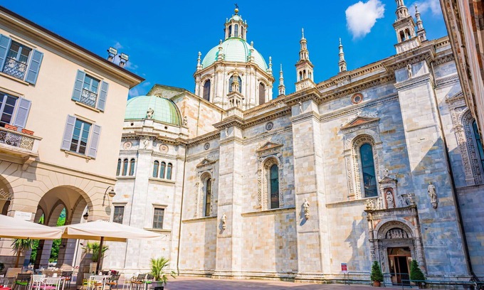 Como City Centre Wohnung | Apartment in Como with 2 bedrooms sleeps 4