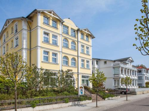 Sellin Wohnung | Apartment Stolzenfels-1 by Interhome