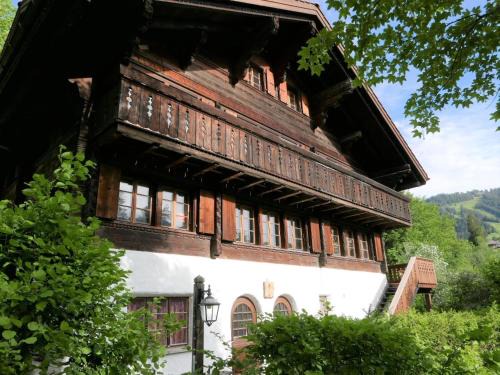 Zweisimmen Nr Gstaad Wohnung | Apartment Tree-Tops- Chalet by Interhome