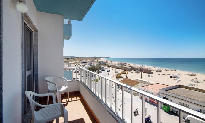 Armacao de Pera Wohnung | Apartment Vista Mar 4ºE am Strand mit Meerblick, Klimaanlage und Balkon