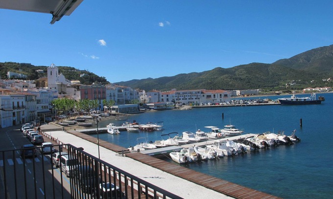 Port de la Selva Eigentumswohnung | Apartment mit spektakulärem Blick über die Bucht von Port de la Selva.