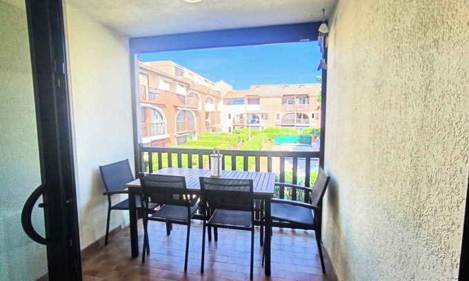 Les Arenes Wohnung | Apartment with balcony 800 meters from the sea