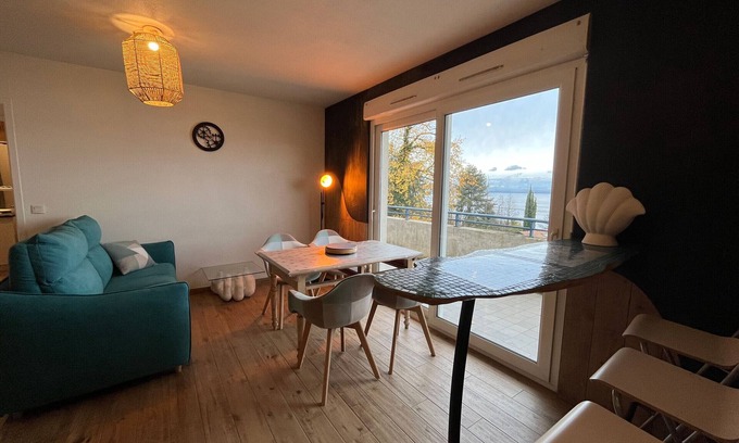 Publier Wohnung | Wohnung mit Pool und Parkplatz in Évian-les-Bains