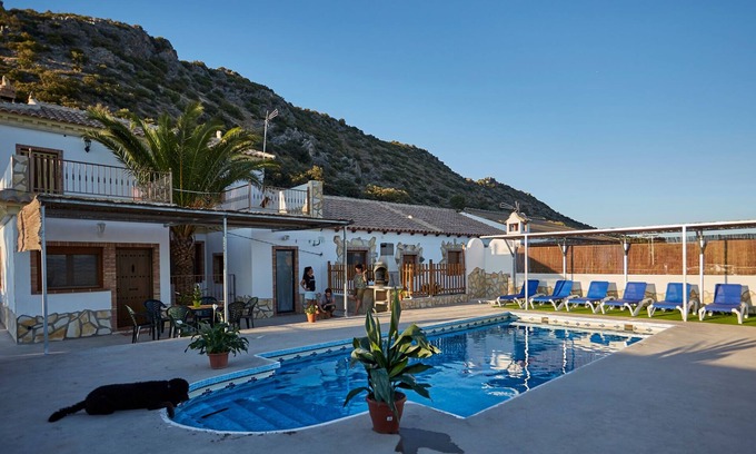 Iznajar Haus | Apartment mit Pool und spektakulärer Aussicht, ideal für Familien