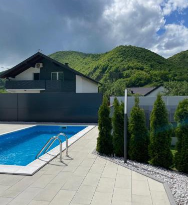Zenica-Doboj Canton Haus | Apartments B&M