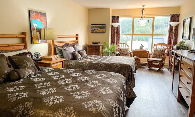 Okanagan-Similkameen Kabine | Apex Mountain ~ Belle Apres Two Bed 313 ~ The best location at the hill