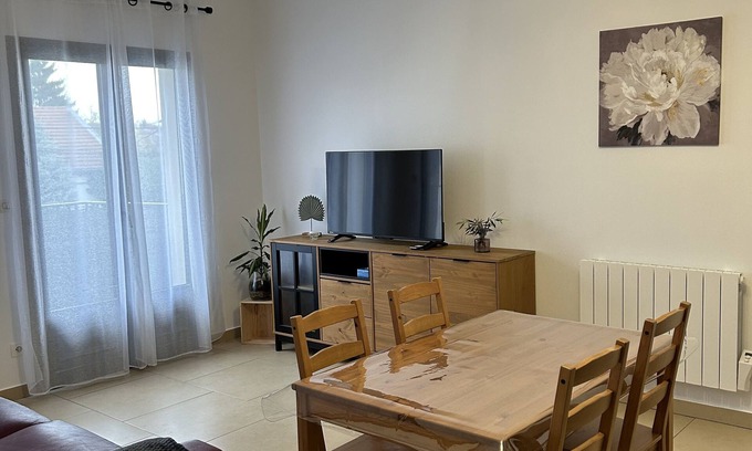 Chelles Wohnung | Apparemment Chaleureux à 30 min Paris,cdg, Disney