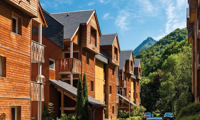 Cauterets Eigentumswohnung | Appart Équipé Près du Centre-Ville | Accès Sauna Sur-Place!