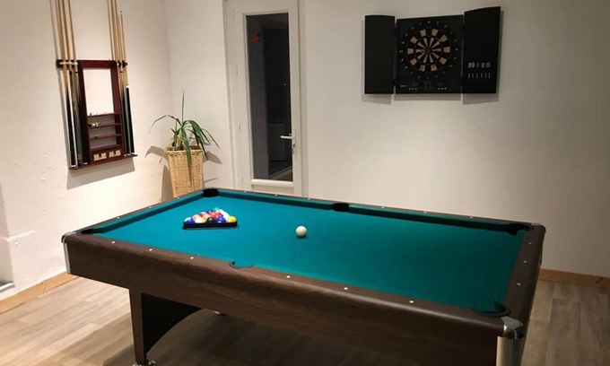 Les Chalesmes Wohnung | Appart Chalet Haut Jura Billard Sauna Bbf et +