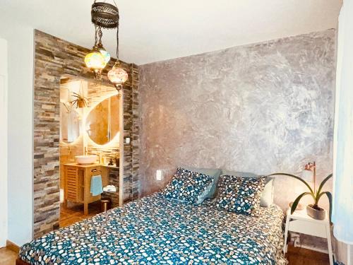 Le Blanc-Mesnil Haus | Appart Lumineux avec Jardin et Jacuzzi - Chambre Parentale - Full AC - Proche - CDG - Stade de France - Parc des Expositions