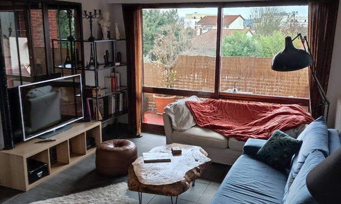 Le Perreux-sur-Marne Wohnung | Apartment of 40 m² quiet and full of charm