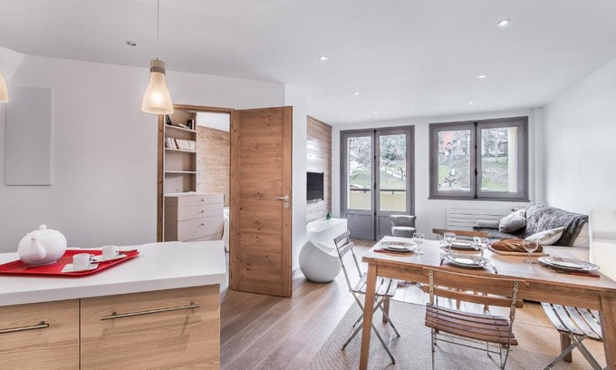Megeve Wohnung | Appartement 3 pièces au centre de Megève, balcon, proche télécabine, Wifi, idéal pour 4 personnes - FR-1-453-53