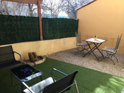Vidauban Wohnung | Appartement climatisé 1 à 4 personnes avec belle terrasse