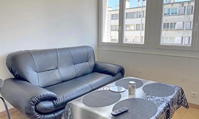 Lorient Wohnung | Appartement Lorient, 2 pièces, 2 personnes - FR-1-349-139