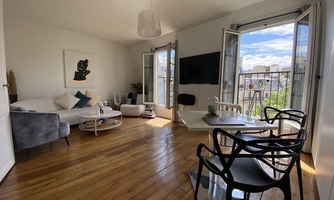 17th Arrondissement Wohnung | Appartement Lumineux/ Parc Monceau/champs Elysées/sacré Coeur