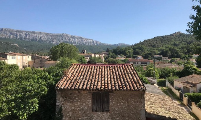 Nans-les-Pins Wohnung | Appartement vue superbe ste Baume