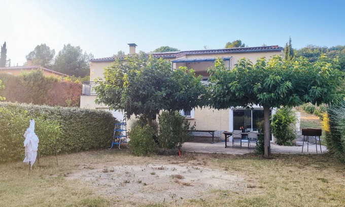 Lieuran-Cabrieres Wohnung | APPT AVEC JARDIN PRIVE