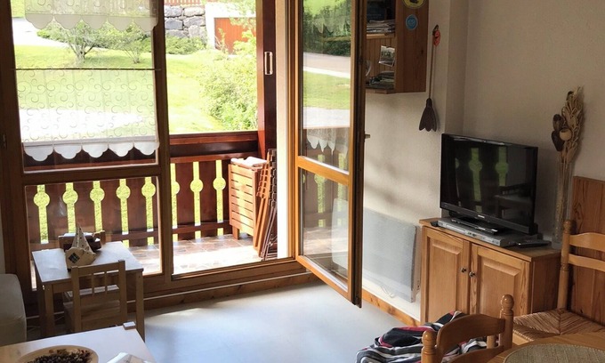 Les Hopitaux-Neufs Wohnung | Apt 4/6 persons "les combettes" near metabief