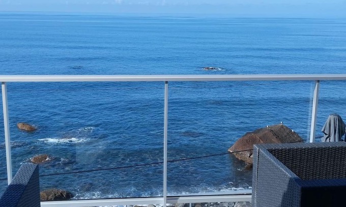 Prazeres Wohnung | Apt 'A Gaioa' in 'The Cliff Coast Accomodation'