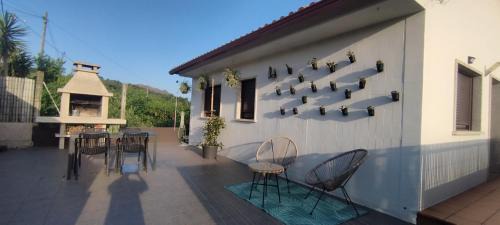 Mos Wohnung | apt acogedor con terraza y barbacoa