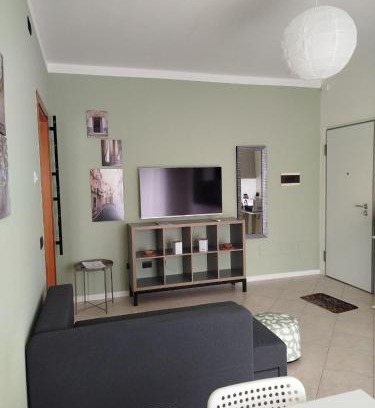 Sud-Ovest Wohnung | Apt near Expo and Center
