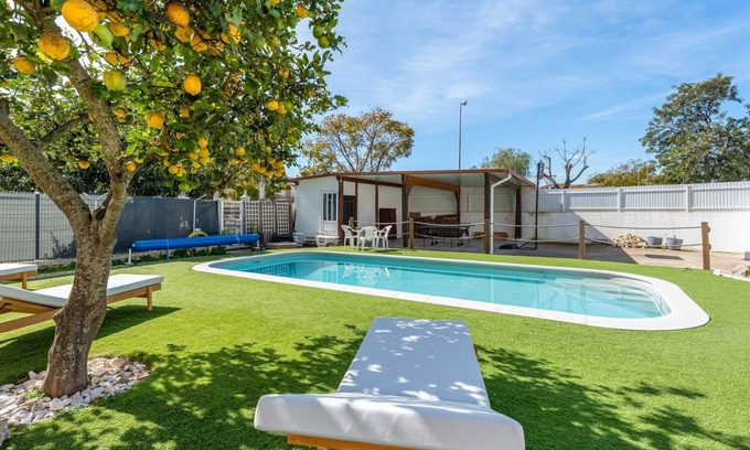 Albufeira Wohnung | Apt T3 Luminoso c/Piscina Ferreiras by LovelyStay