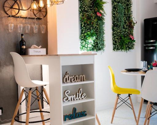 Bucharest Wohnung | Artsy Riverside Suite - 1BR Amazing central apartment