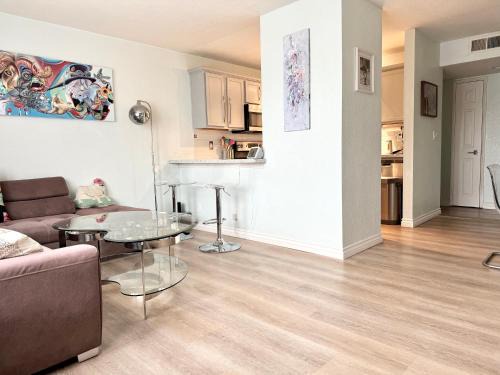 Logan Heights Wohnung | Artsy smart home near Downtown & Balboa Park