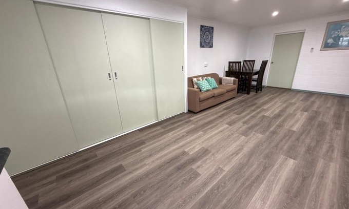 Bowen Wohnung | Ascot Studio Home feel place