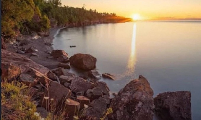 Tofte Haus | Aspen Shores: A Beautiful spacious three story home on Lake Superior