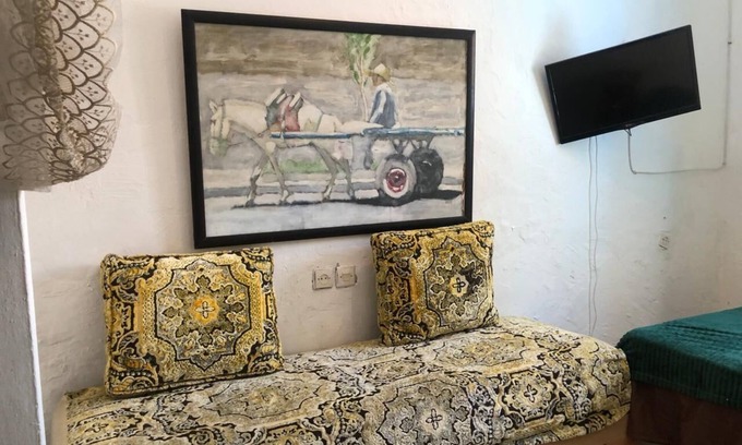 Asilah Haus | Assilah's Charm & Comfort at "Riad Mama Aicha" few steps away from beach.
