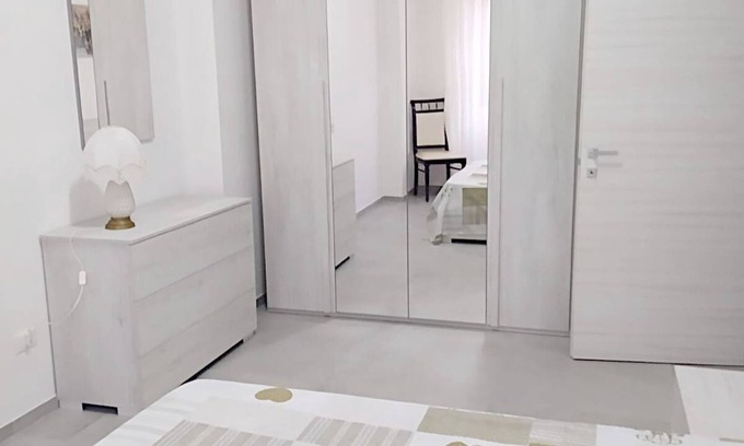 Montincello Wohnung | At Less Than 8 Minutes From a Sandy Beach